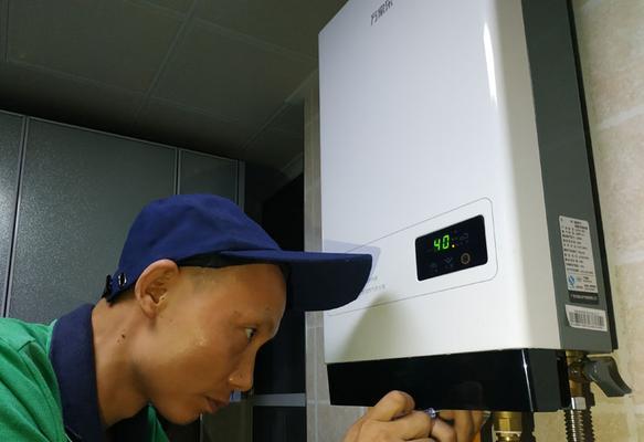 灶台与热水器太近的安全问题（如何避免灶台和热水器造成安全隐患）