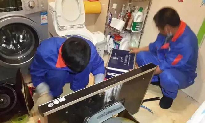 老式油烟机内侧清洗方法（保持厨房空气清新）