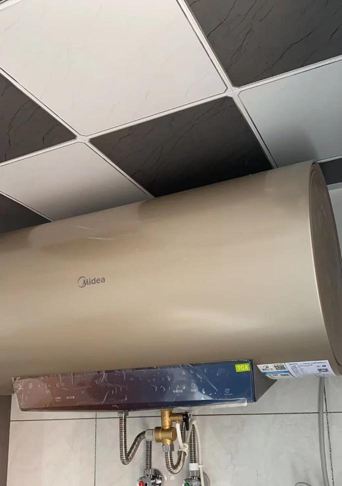 解决热水器墙上接口松了的问题（快速修复热水器墙上松动的接口问题）