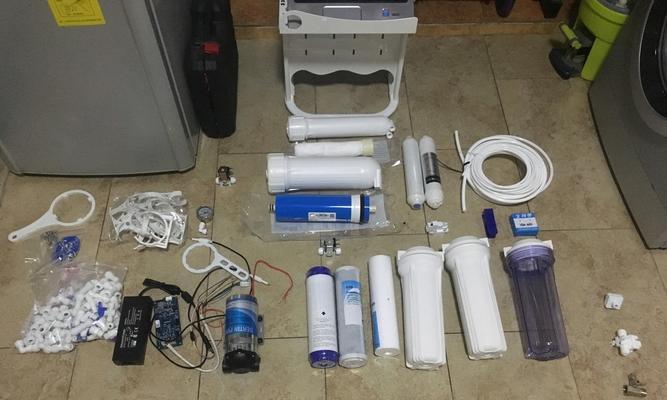 如何正确安装开聚净水器接头（实用指南）